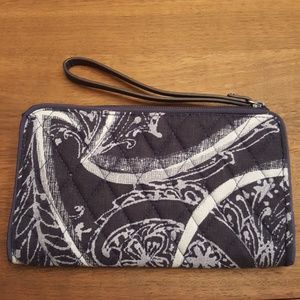 Vera Bradley wristlet